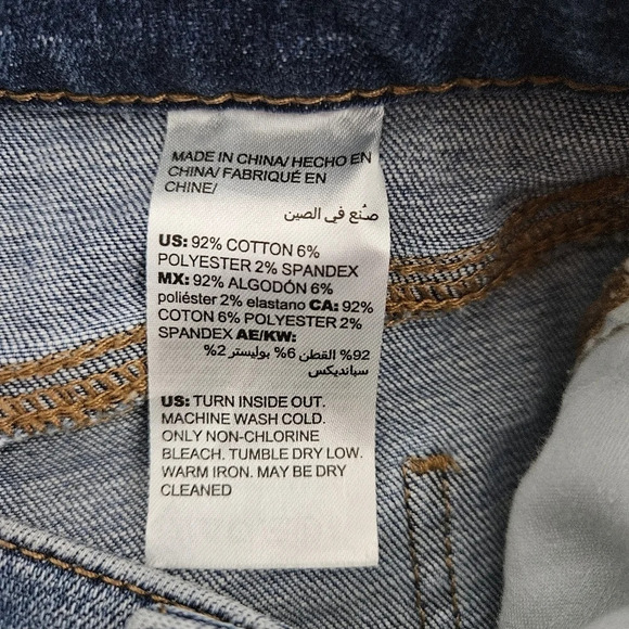 Chicos So Slimming Girlfriend Slim Cropped Jeans Mid Rise Medium Wash Denim - Picture 6 of 7